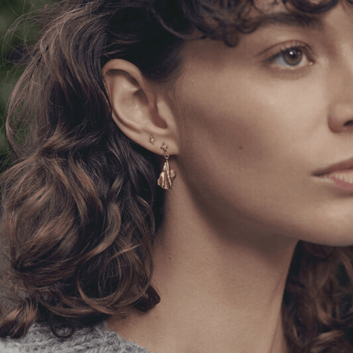 Gerda ørepynt, Maanesten